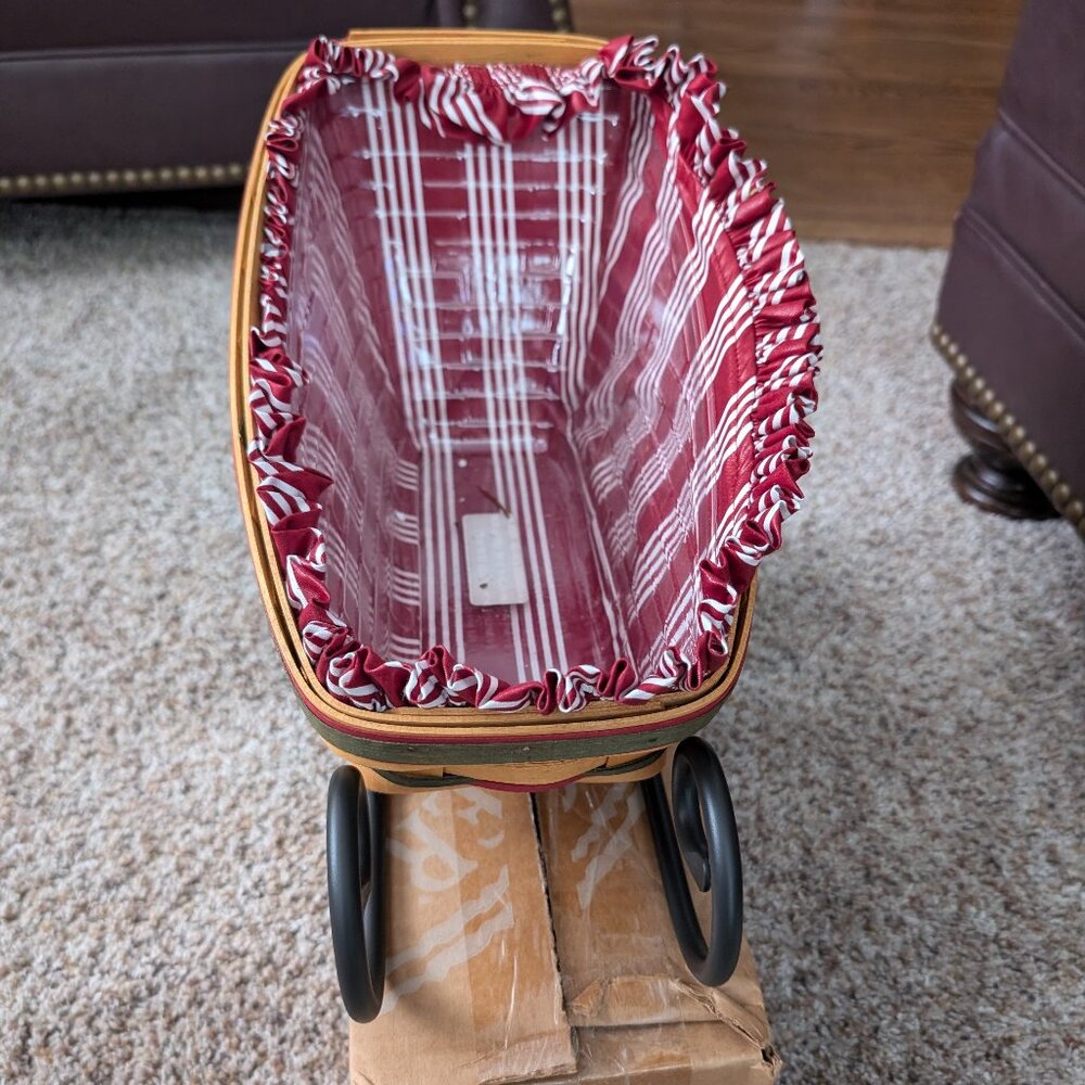 1998 Longaberger Christmas Collection Holiday Sleigh Basket - Picture 2 of 5